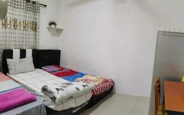 Mahkota Cheras Unique Condo 1-11 pax near MRT*KL
