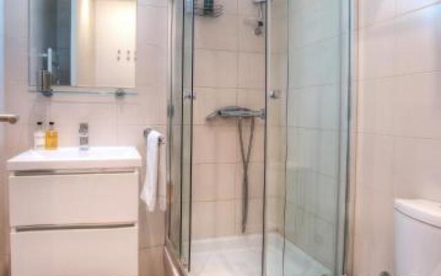 Belville Luxury Apartment