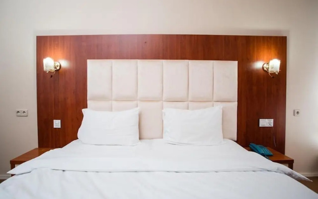 Pilot Apart Hotel