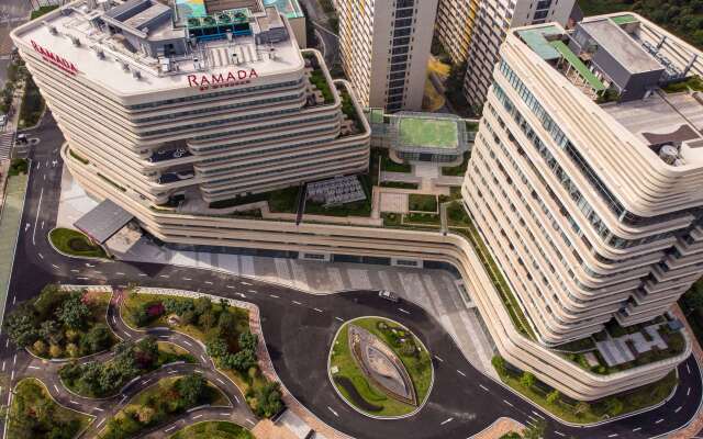 Ramada By Wyndham Maoming Dianbai