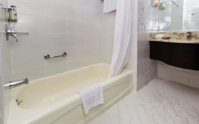 City Garden Hotel Makati