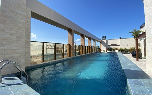 833-Apartamento 2 suítes em Bombinhas