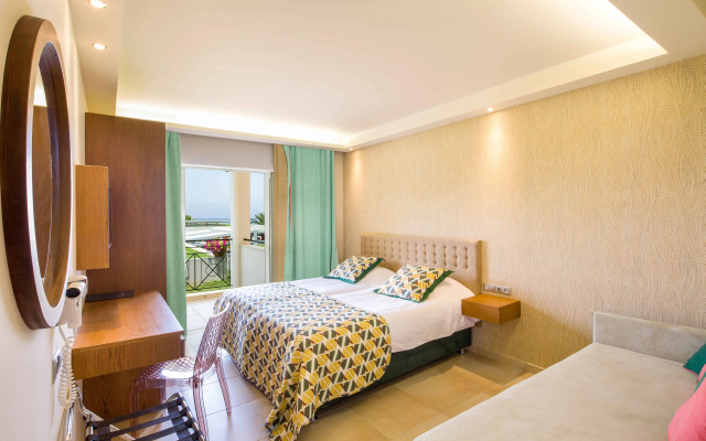 Курорт Mareblue Beach - All Inclusive