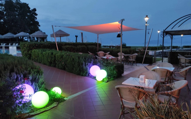 Yachting Hotel Mistral