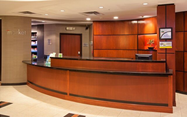 Courtyard by Marriott Louisville Northeast