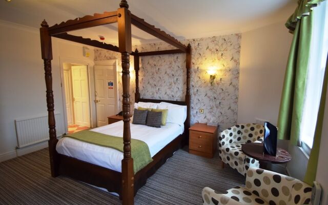 The Riverhill Hotel  Restaurant