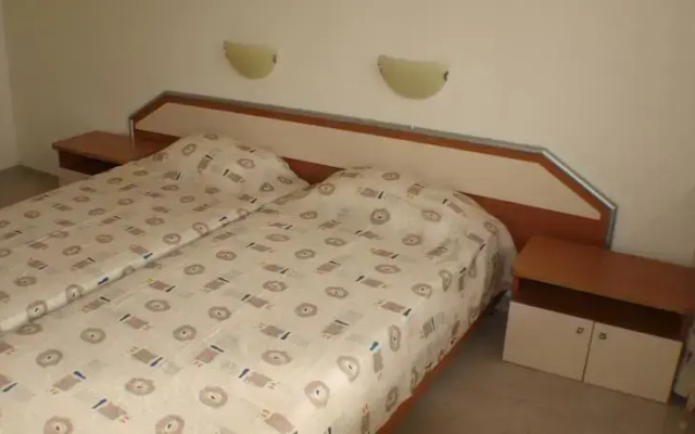 Hostel Arena
