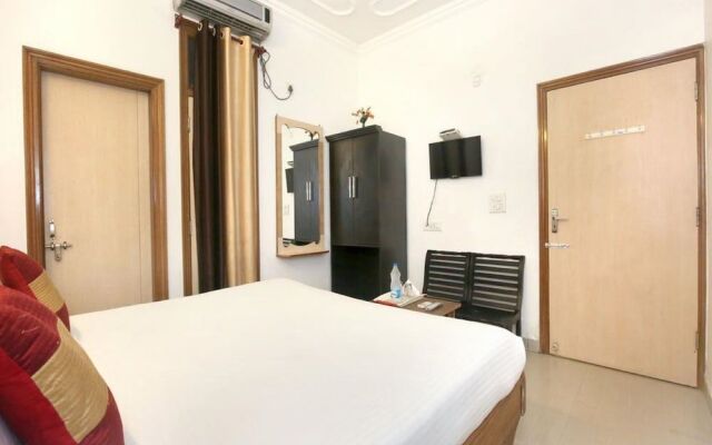 Hotel God Gift