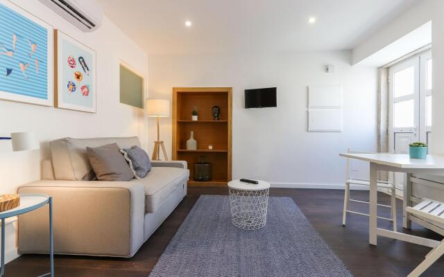 Benfica Apartments I by Homing