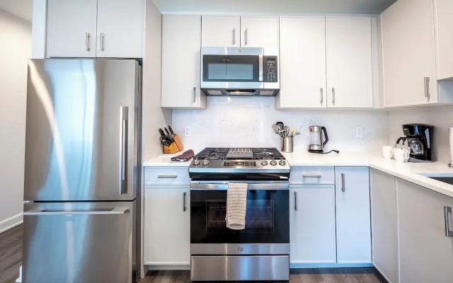 Atlantic Station West - 9T