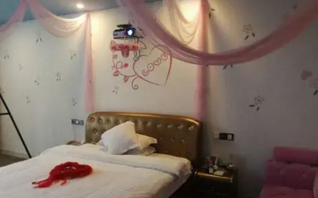 Zhangjiagang Huangpin Fashion Hotel