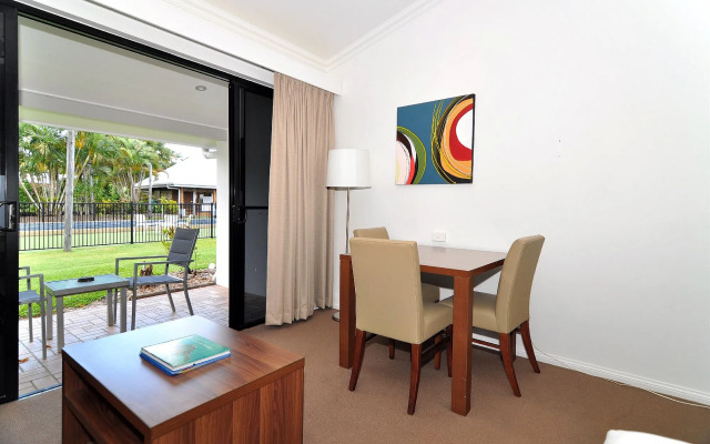 Nightelier Mission Beach