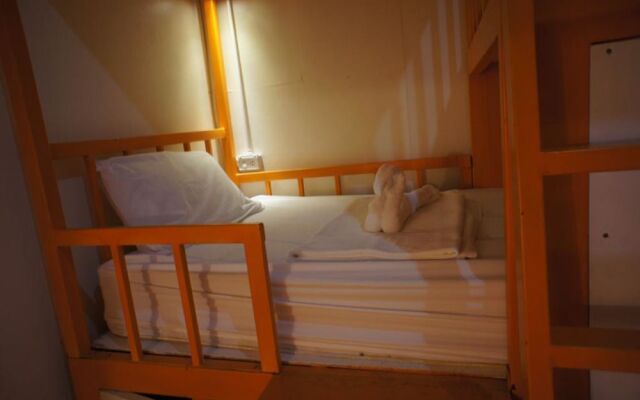 Moon Travel Hostel Koh Phangan