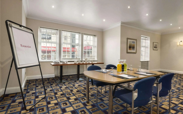 Ramada by Wyndham Loughborough Hotel