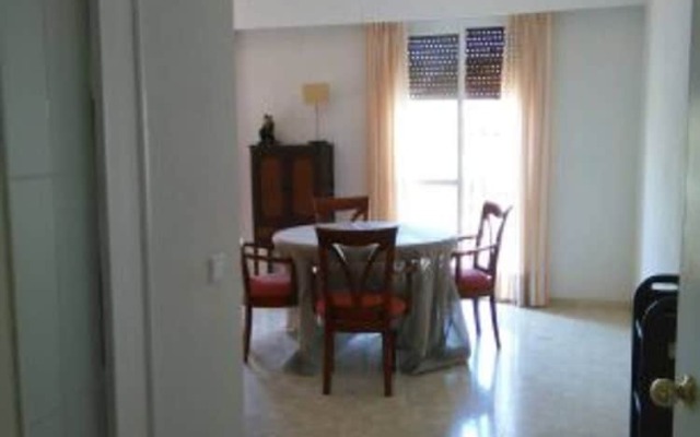 Amplio, Luminoso A 5 Min. Mezquita