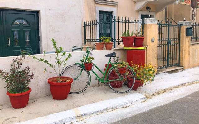 Cosy and Familiar Maisonette in Agious Deka, Corfu