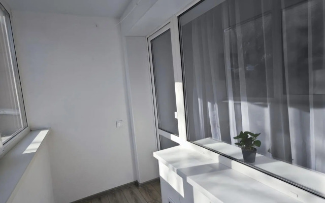 Апартаменты на проспекте Океанский 94