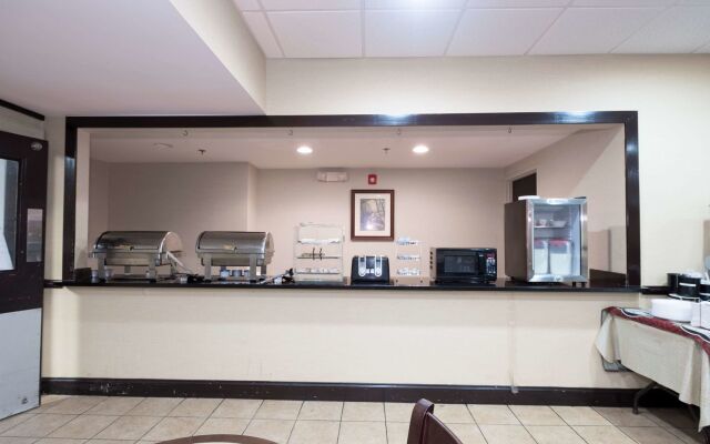 OYO Hotel Phenix City Central