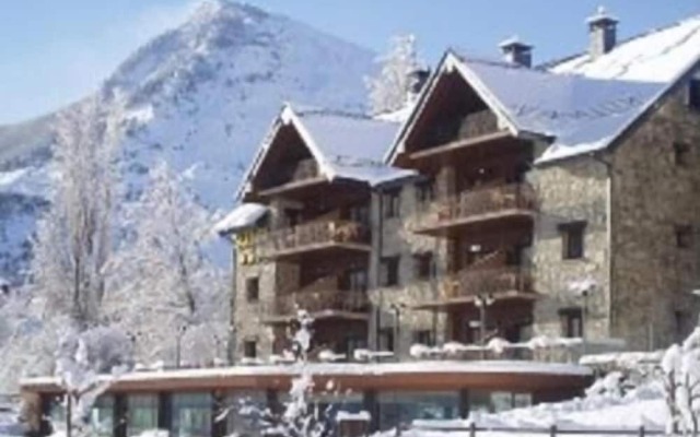 Aparthotel Sarrato
