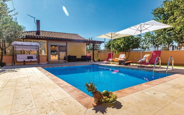 Stunning Home in Vodnjan With Wifi and 3 Bedrooms