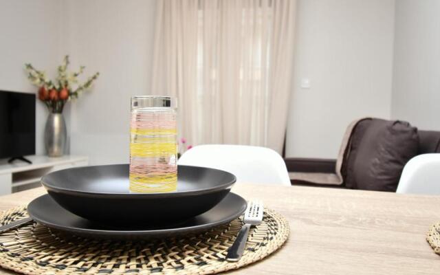 Comfy and stylish apt2