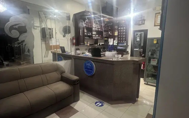 Hostal Savoy II