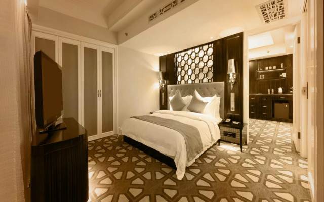 Paramount Gallery Hotel - Image 3