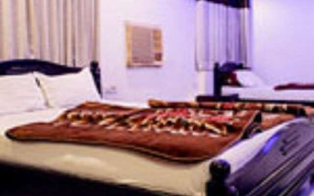 Hotel Ambaji International