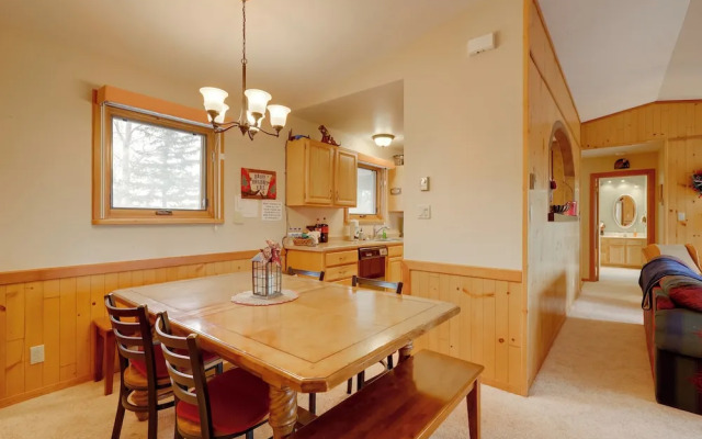 Mountain-view Angel Fire Escape 'ace's Place'