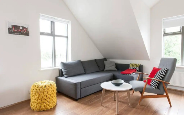 Mengi Apartments