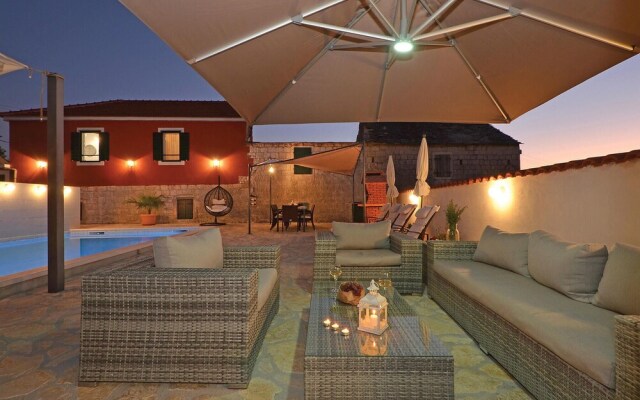 Beautiful Home in Zedno With Wifi and 4 Bedrooms