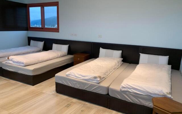First Shanhai Hotel