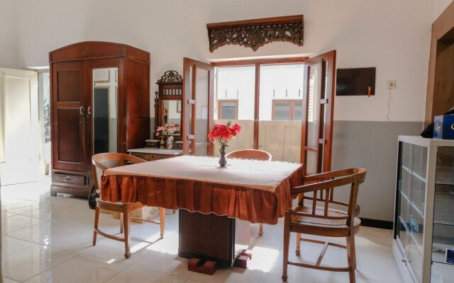 Garuda Residence by OYO Rooms