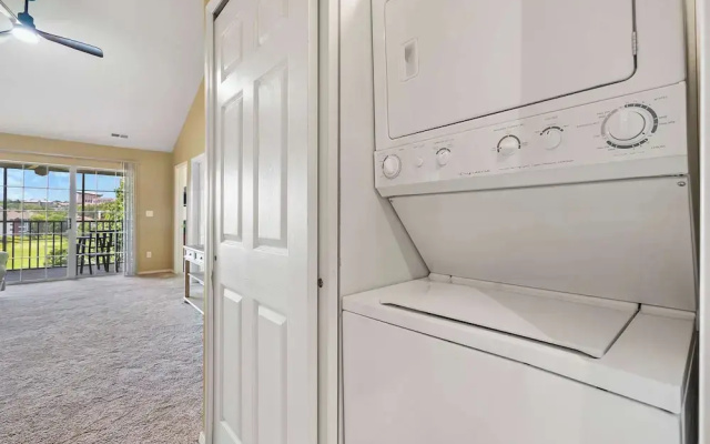 Spring Creek Escape - Balcony w/ Views