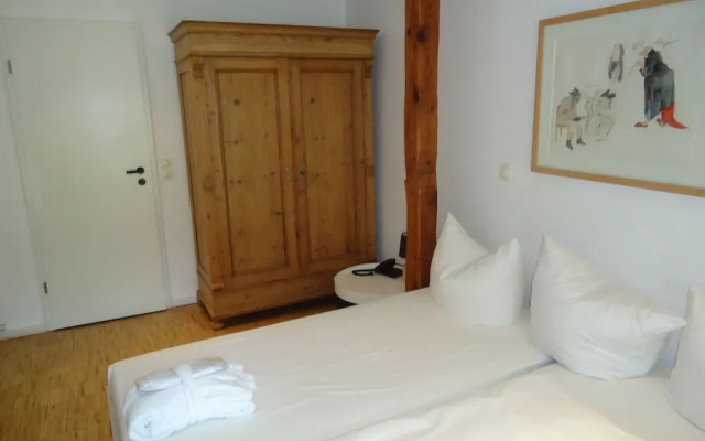 Seehotel am Neuklostersee