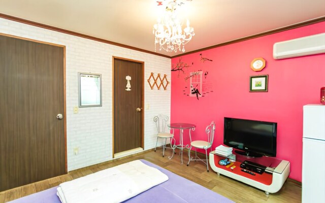 Anmyeondo Hillhouse Pension
