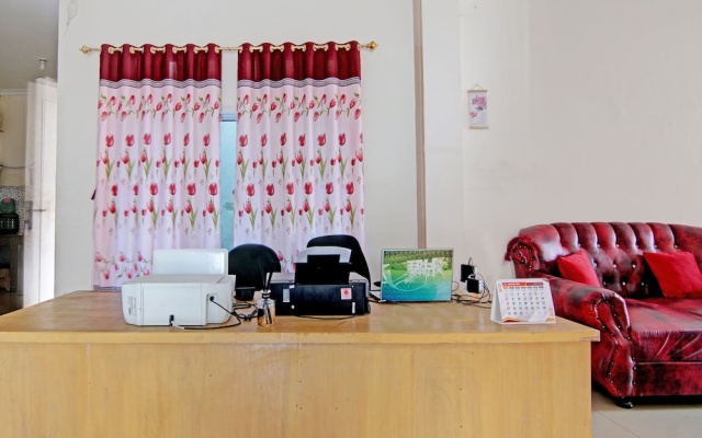Hotel O Kalista Guest House Syariah – Guest Rooms – Pekanbaru