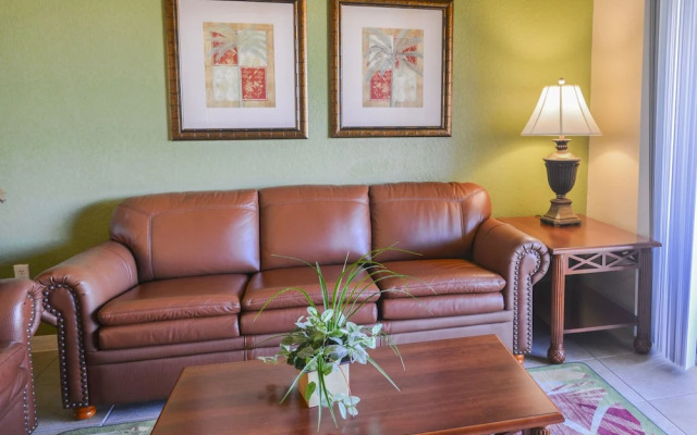 Beautiful Condo Near Universal Studios
