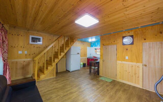 Yangpyeong Wide-garden House Pension