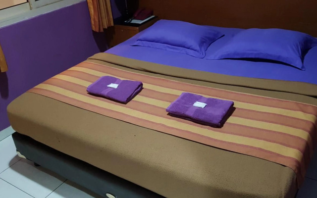 Hotel DeQur Jakarta Kota