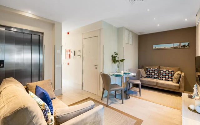 Kronos on the beach Suite 2