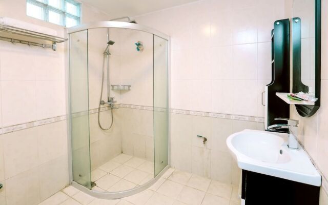 OYO 440 Green House
