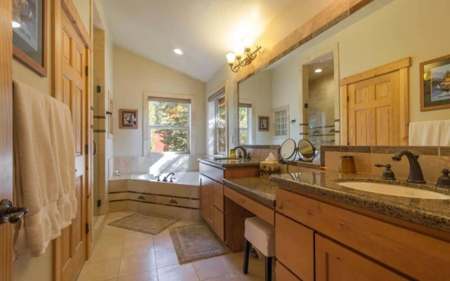 Kingswood Dr Criterion 58 - Whitney