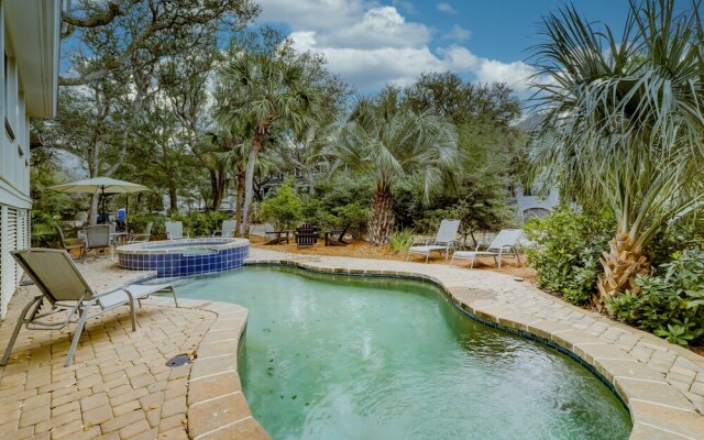 4 Iron Clad Holiday Home