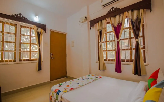 White House Beach Apartments by OYO Rooms