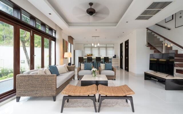 2 Br Luxury Villa SDV141 near the beachfront by Samui Dream Villas