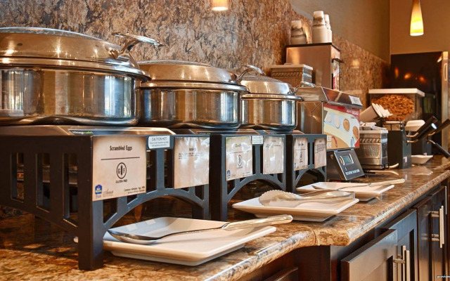 Antioch Hotel & Suites