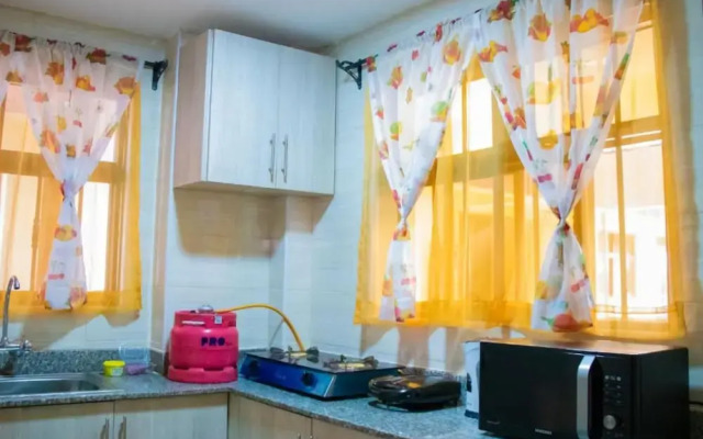 Stay.Plus Ngara Executive Studio