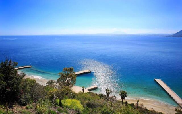 Seafront, 5star Home - 4min Walk To Private Beach