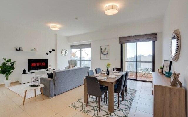 Stylish Apartment, Perfect for Beach Getaway!